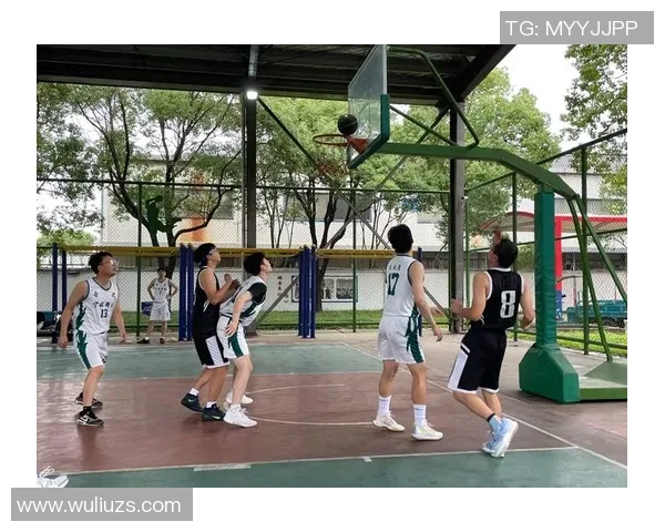 重庆篮球队的默契配合分析与战术探讨助力球队提升竞争力