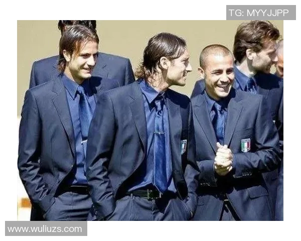 高清足球明星抽签盛况图集展现精彩瞬间与球员风采 高清足球明星抽签盛况图集展现精彩瞬间与球员风采