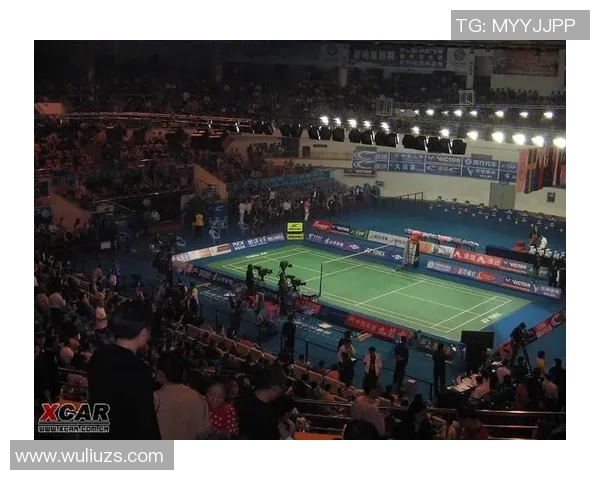 西安羽毛球队勇闯世界杯舞台展现逆袭精神与团队力量 西安羽毛球队勇闯世界杯舞台展现逆袭精神与团队力量